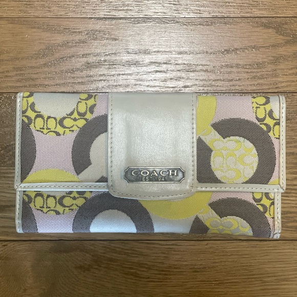 COACH Cream, Pink & Yellow Patterned Canvas Wallet Purses - Picture 1 of 13